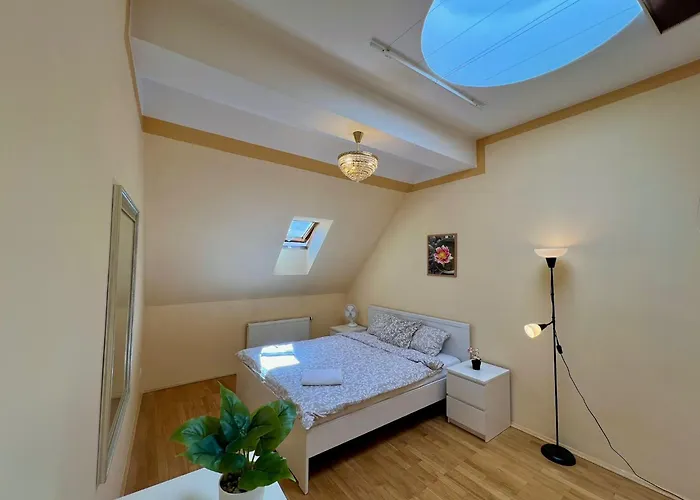 Apartment Comfortable 3 Bedroom In The Heart Of *