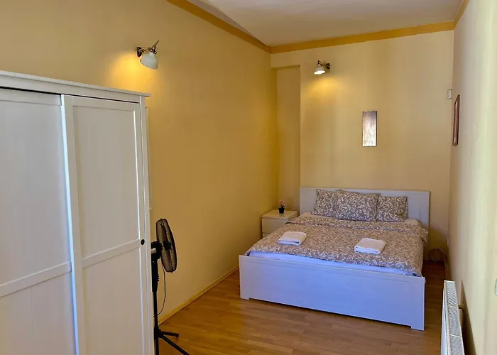 Apartment Comfortable 3 Bedroom In The Heart Of Prague