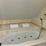 Comfortable 3 Bedroom In The Heart Of