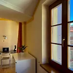 Comfortable 3 Bedroom In The Heart Of Apartment Prague