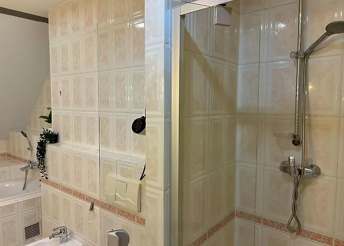 Comfortable 3 Bedroom In The Heart Of Apartamento