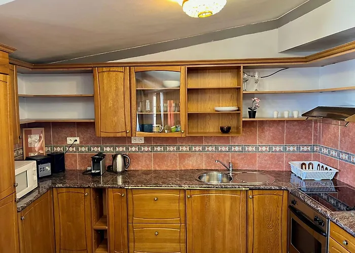 Comfortable 3 Bedroom In The Heart Of Apartamento