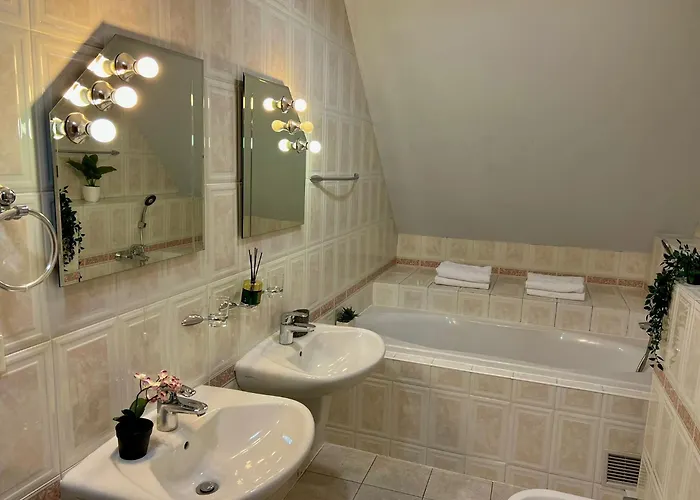 Comfortable 3 Bedroom In The Heart Of Apartamento *